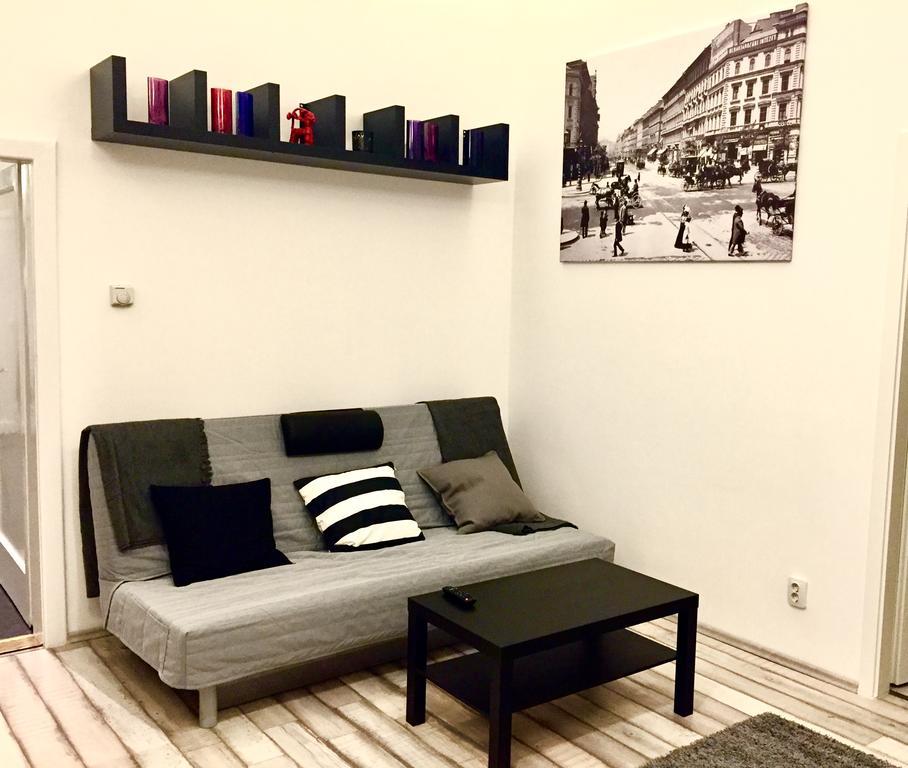 Homelike Luxury Flat On Gyulai Pal Будапеща Екстериор снимка