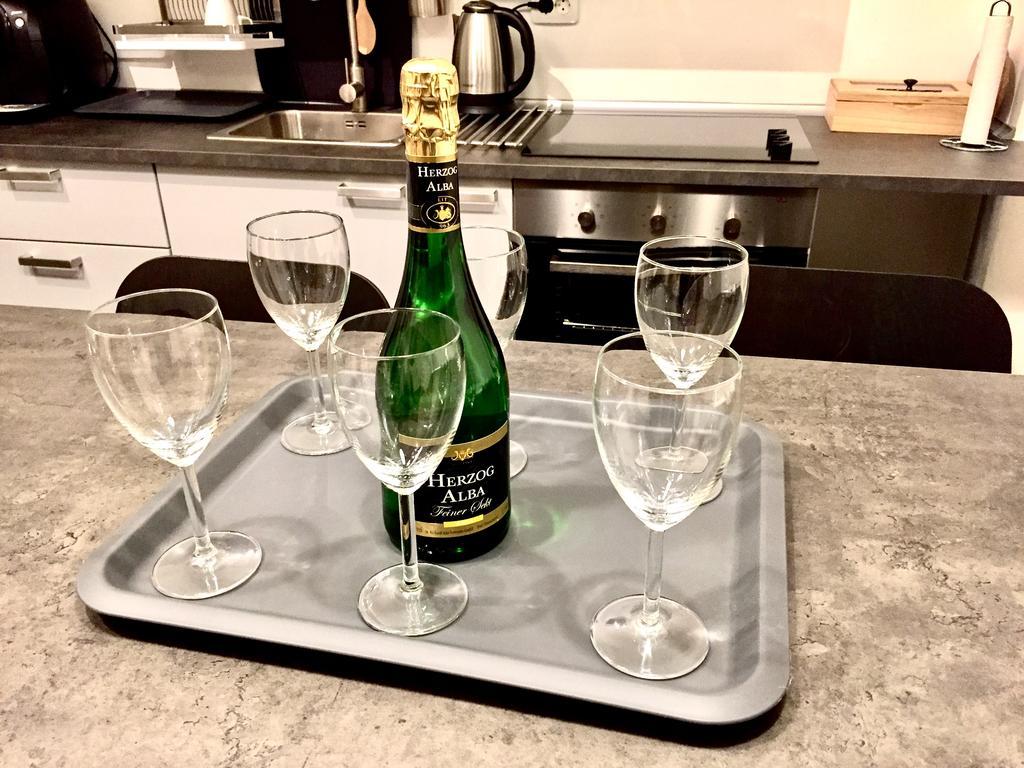Homelike Luxury Flat On Gyulai Pal Будапеща Екстериор снимка
