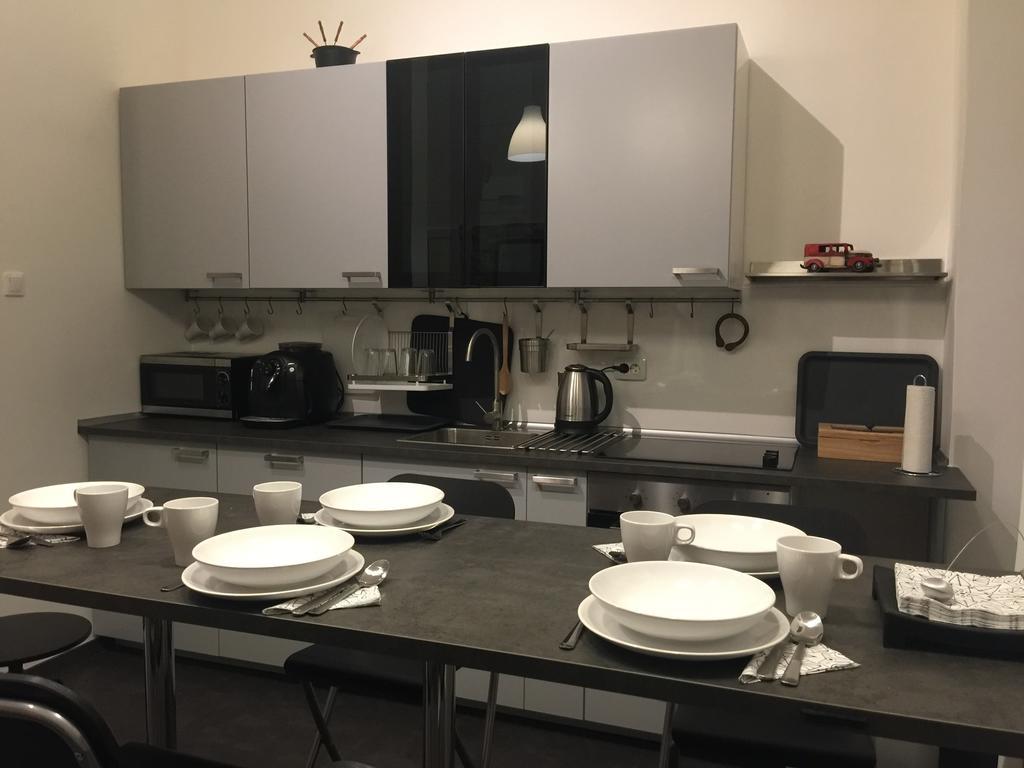 Homelike Luxury Flat On Gyulai Pal Будапеща Екстериор снимка